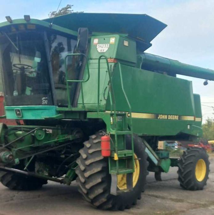 Комбайн John Deere 9500 (1996)