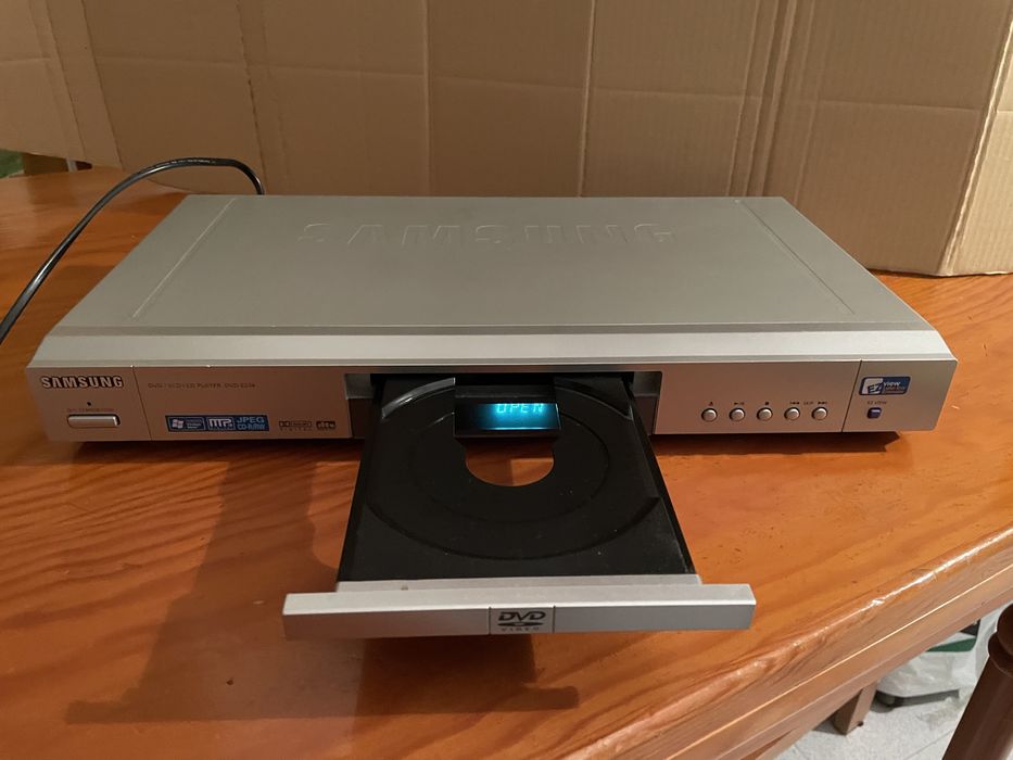 DVD Samsung para filmes e musica
