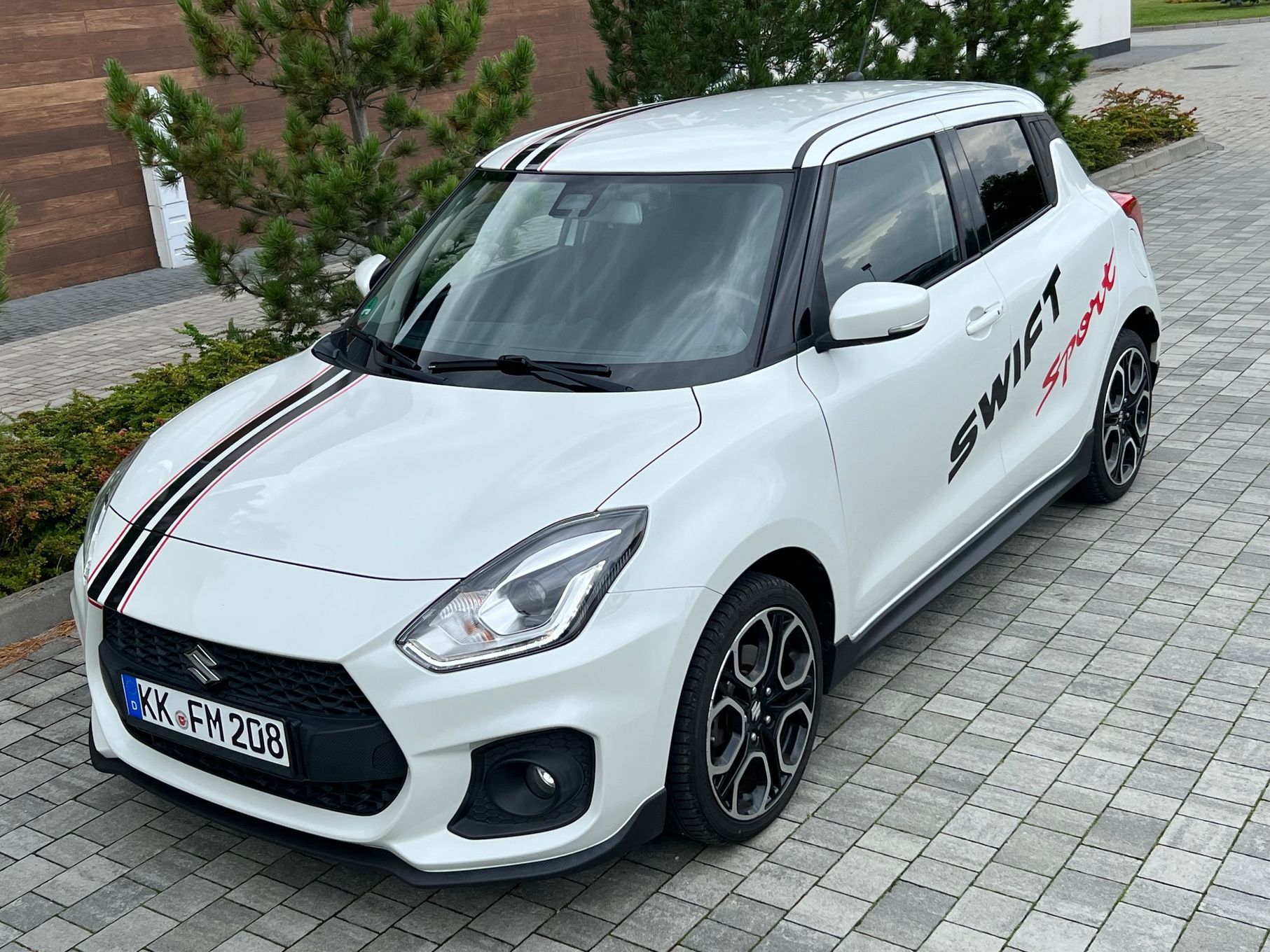 Suzuki Swift Swift SPORT 1.4T z Niemiec niski przebieg!