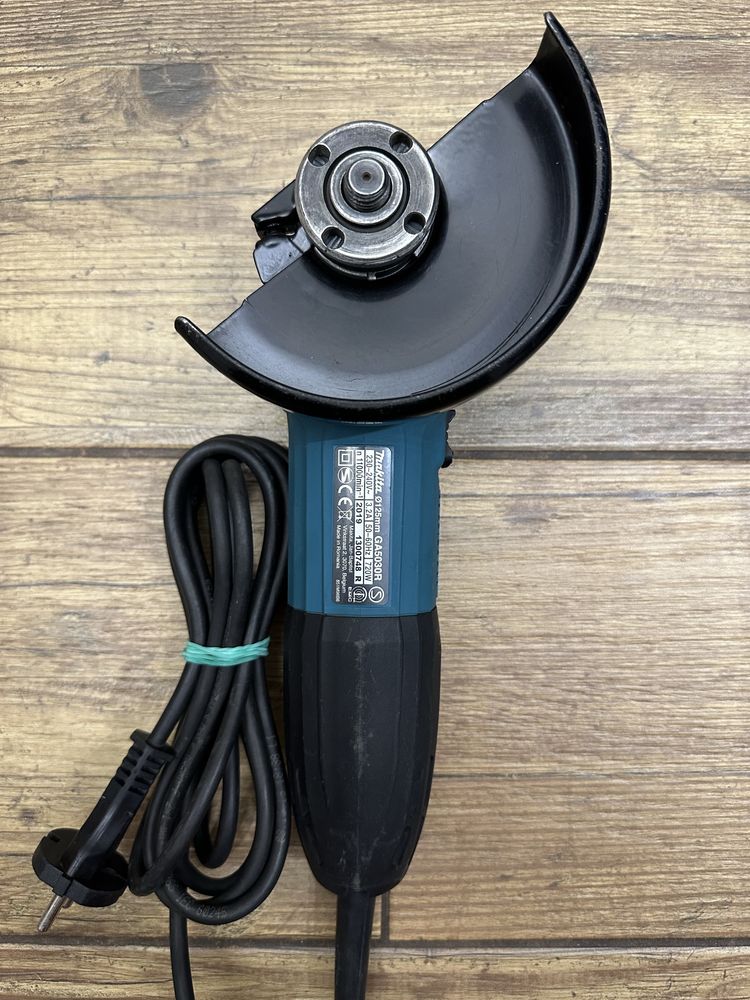 Szlifierka kątowa sieciowa GA5030R (125mm 720W) Makita
