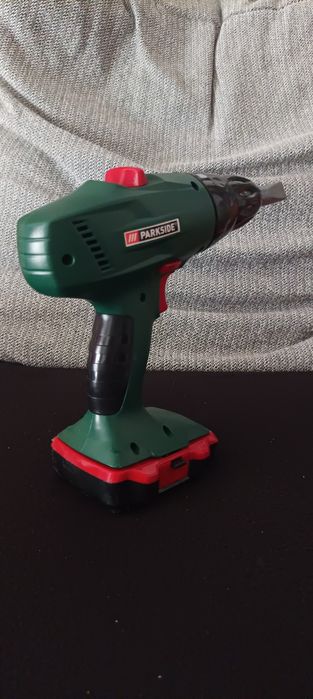 Réplica de Aparafusadora Parkside de criança