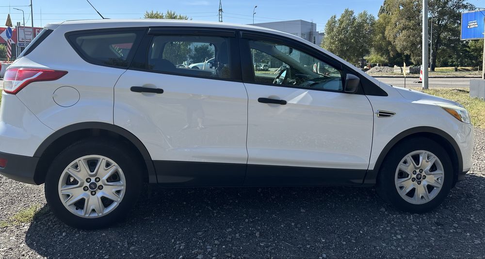 Продаж Ford Escape 2014 2,5