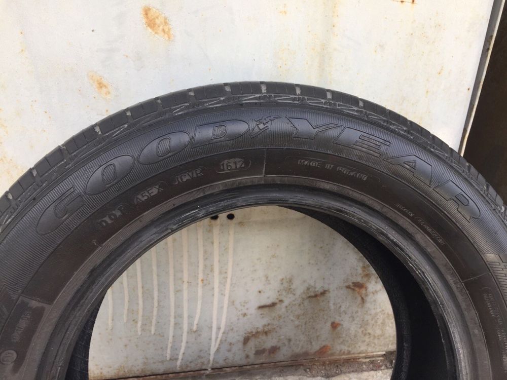 Шини резина колеса Goodyear Duragrip 175/65 R14 82T