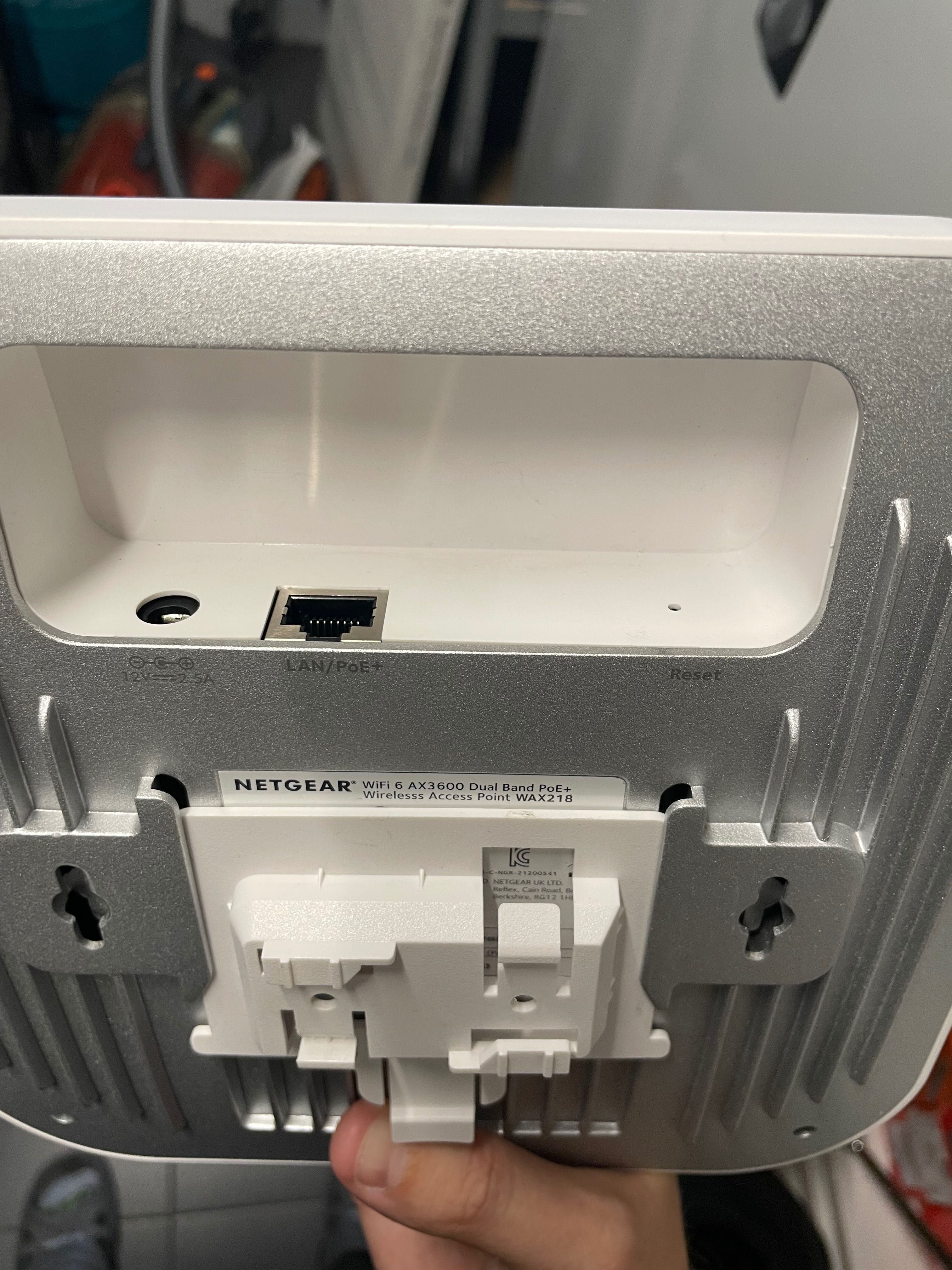 Access Point NETGEAR WAX218 WiFi 6 POE