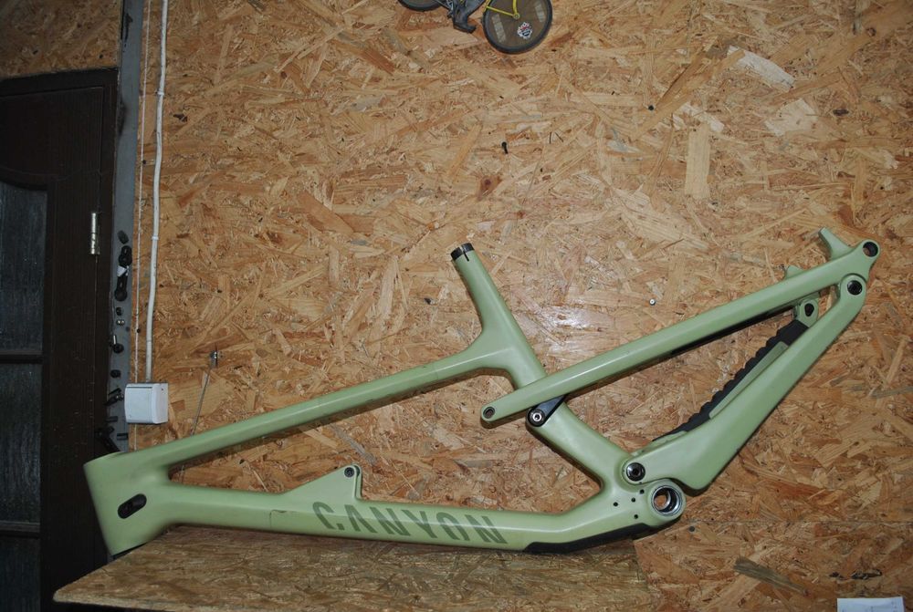 Rama Enduro 29 Canyon Spectral 125 full MTB Karbon XL