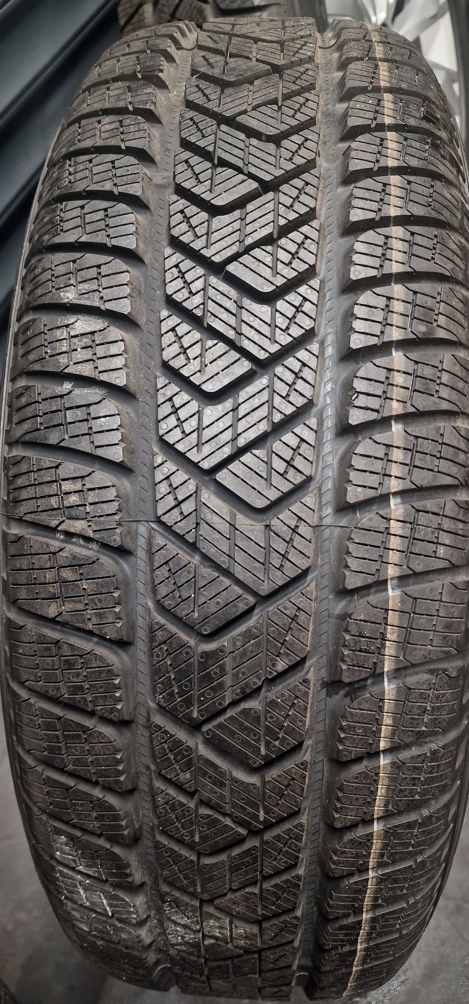 Nowe Koła zimowe VW TIGUAN II   Pirelli 215 65 R17
