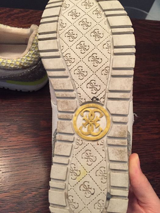 sneakersy Guess rozmiar 40 śliczne