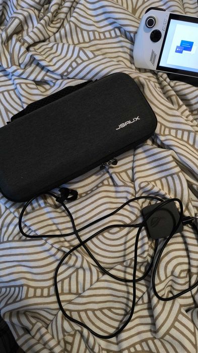 Asus ROG Ally Z1 Extreme 16GB RAM 512GB - Excelente Estado