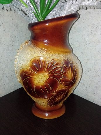 Продам вазу для цветов