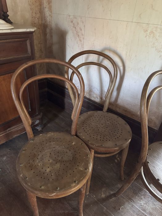 10 cadeiras antigas para restauro