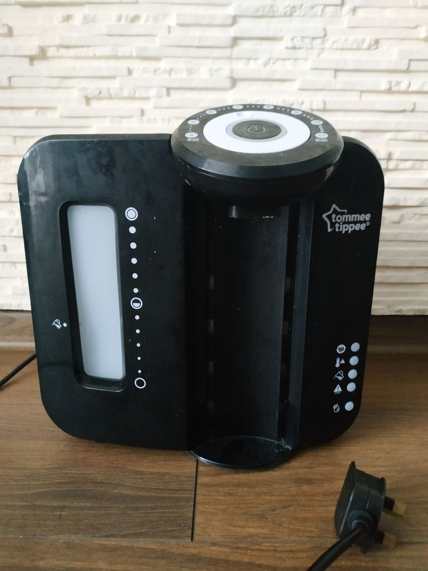 Automat/ekspres do mleka modyfikowanego Tommee Tippee