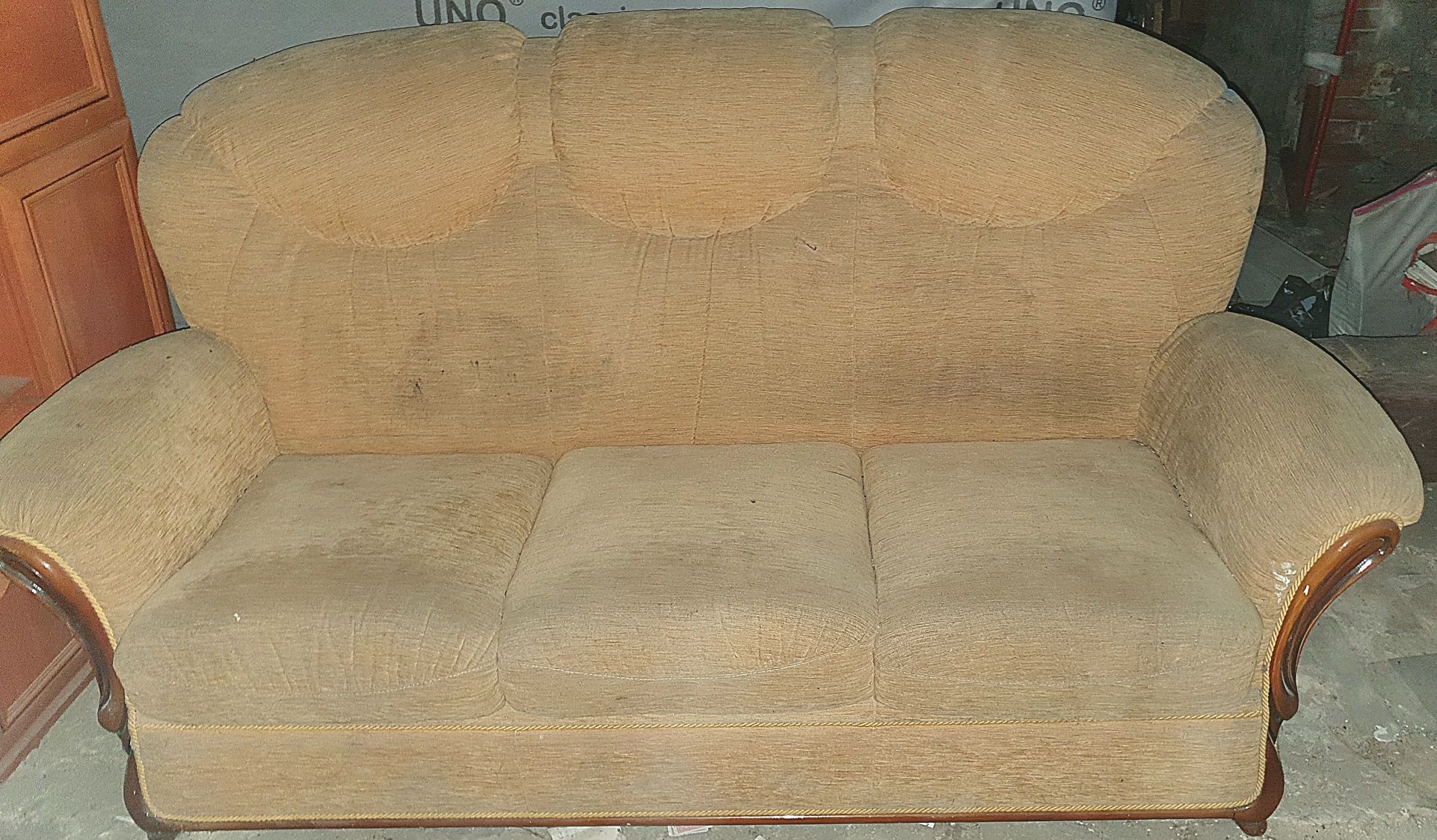 Sofa i fotel z podnozkiem
