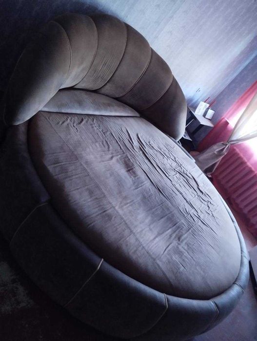 Продам шикарную кровать