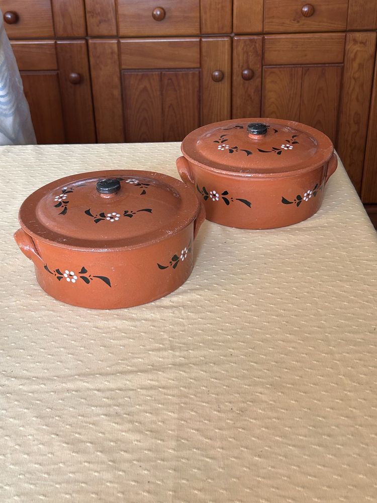 4 panelas de barro
