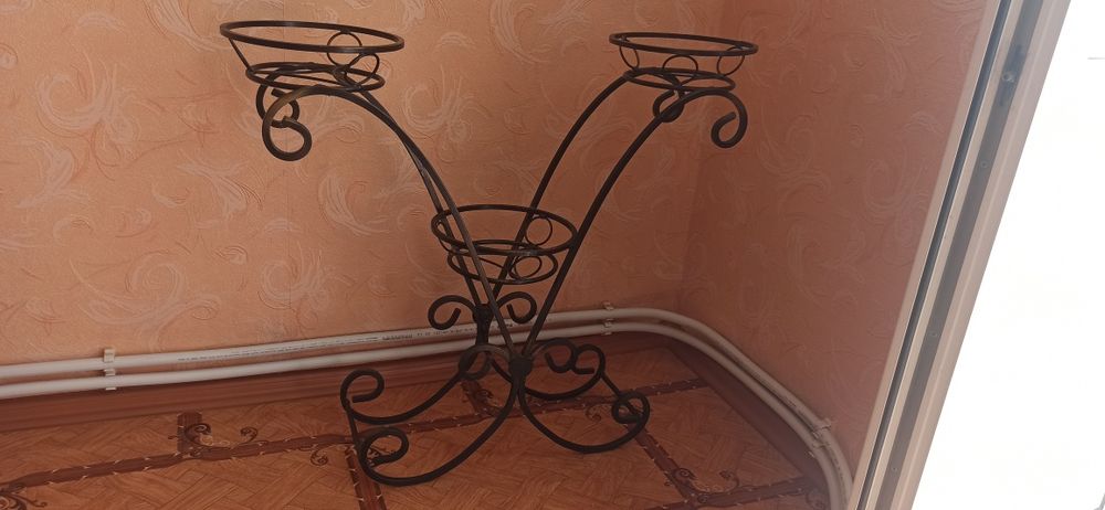 Підставка для квітів