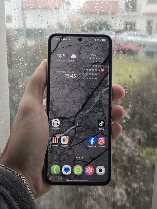 NOVO - Samsung Z Flip 6 256 GB - Galaxy watch 7 FE