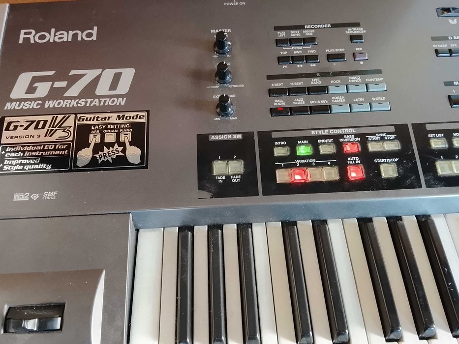 Teclado Roland G-70 - Versão 3