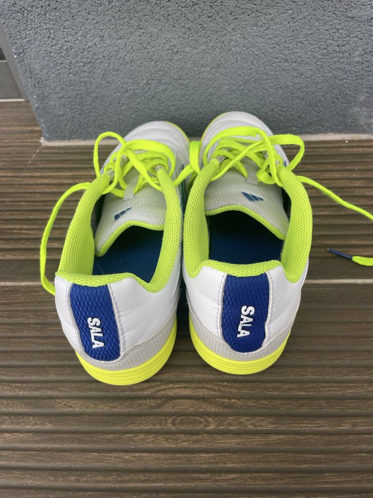 Tenis futsal nr 36