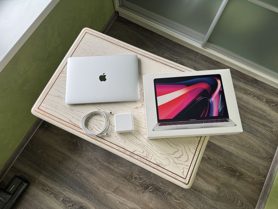 MacBook Pro 13" M1 256 GB Silver (Ідеальний стан)