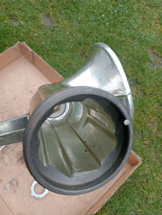 Maszynka do mięsa ręczna