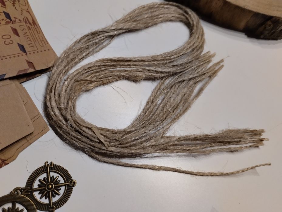 Zawieszki z pudełkiem 10 sztuk