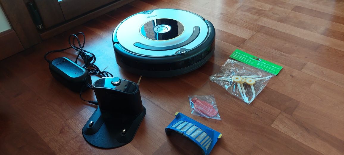 Aspirador Robot iRobot Roomba 620 + recargas adicionais
