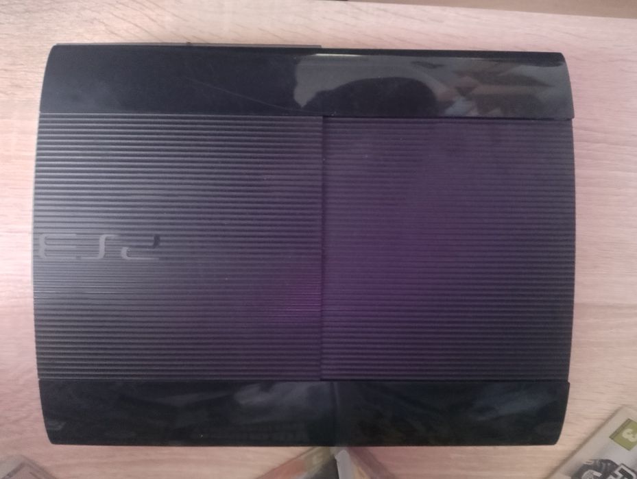 PlayStation 3 super slim 500gb