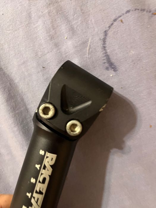 1. Винос керма RaceFace SYSTEM