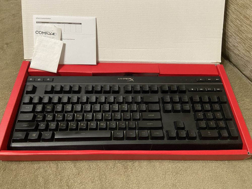 Игрова клавиатура HyperX alloy core rgb