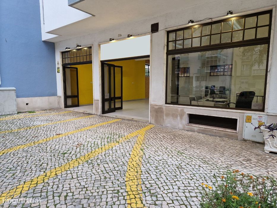 Loja em open space - Oeiras - Figueirinha - Parque dos Poetas