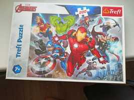 Trefl puzzle 200 Avengers