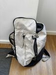 Mochila Quechua Light 20L Cinza – Ideal para Caminhadas