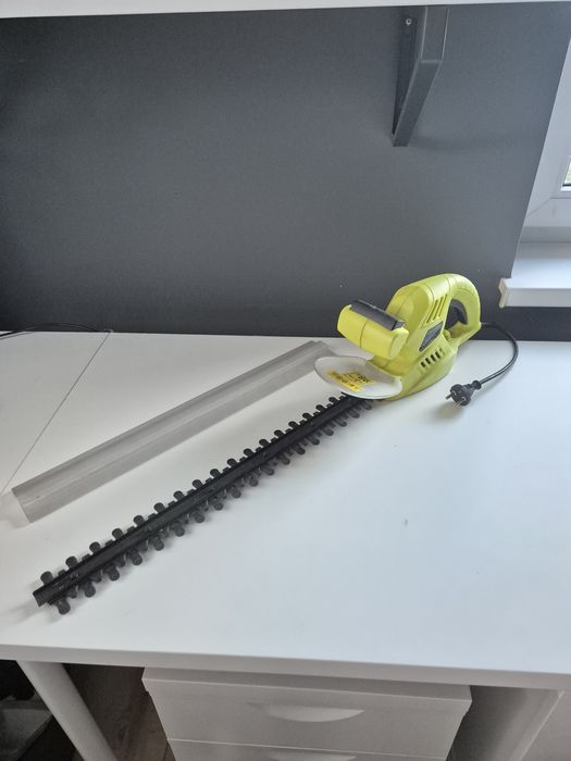 nożyce do żywopłotu, nożyce elektryczne