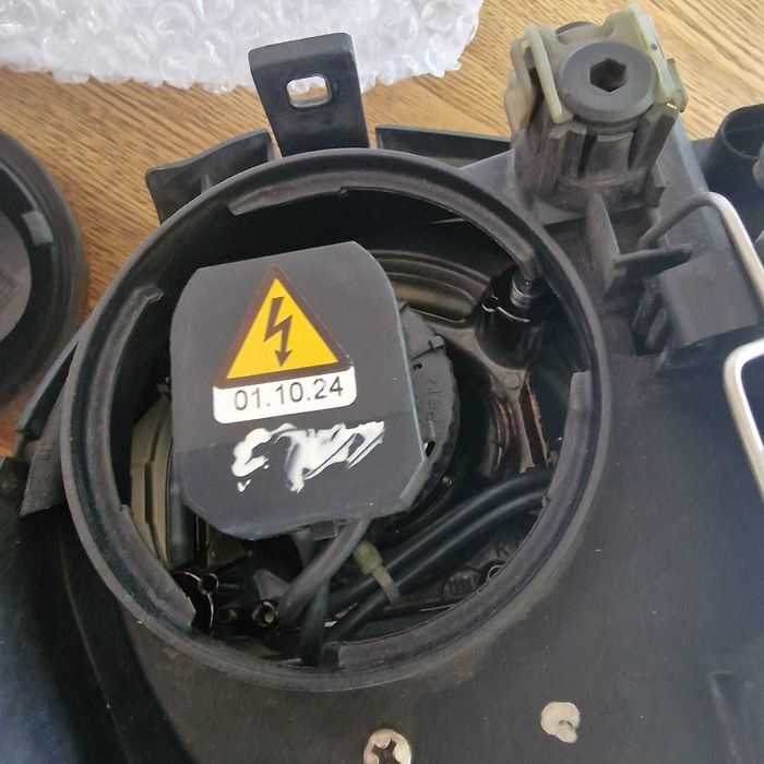 Kit Farois BOSH HID Golf 4 IV