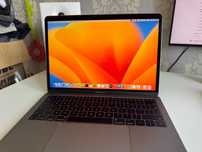Macbook Pro 13",  i7 2.5Ghz, 16GB RAM, 256GB - A1708 (2017)
