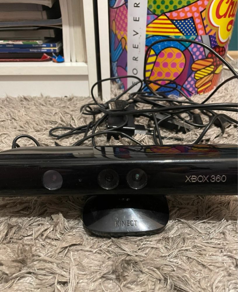 Xbox 360 + kinect + 2x pad + gry