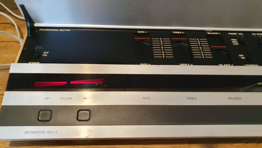Amplituner beomaster 1900-2