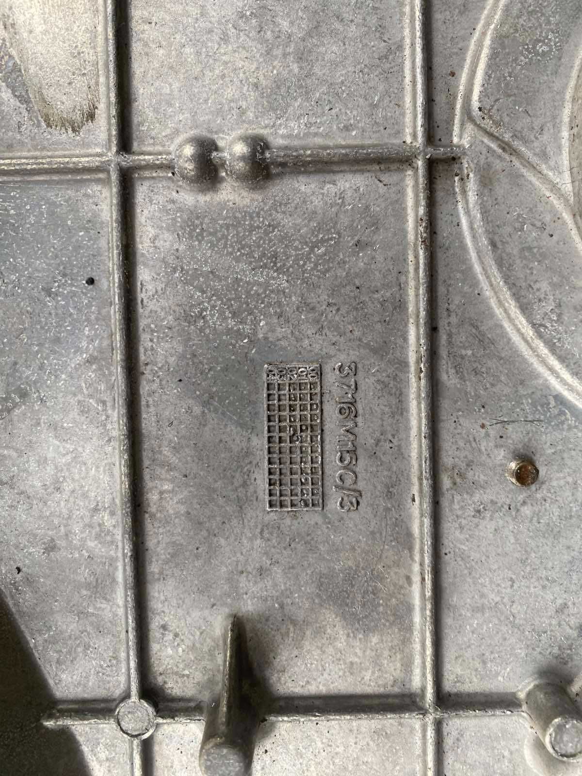 Передня кришка ДВЗ Perkins та Caterpillar part 3716M15C/3