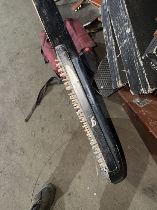 Продам бандуру в неплохом состоянии