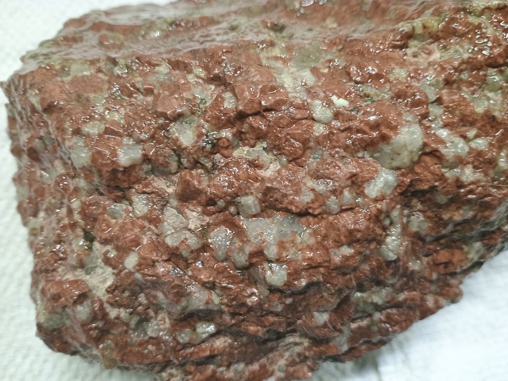 Granit skaleniowy alkaliczny 1.80 kg