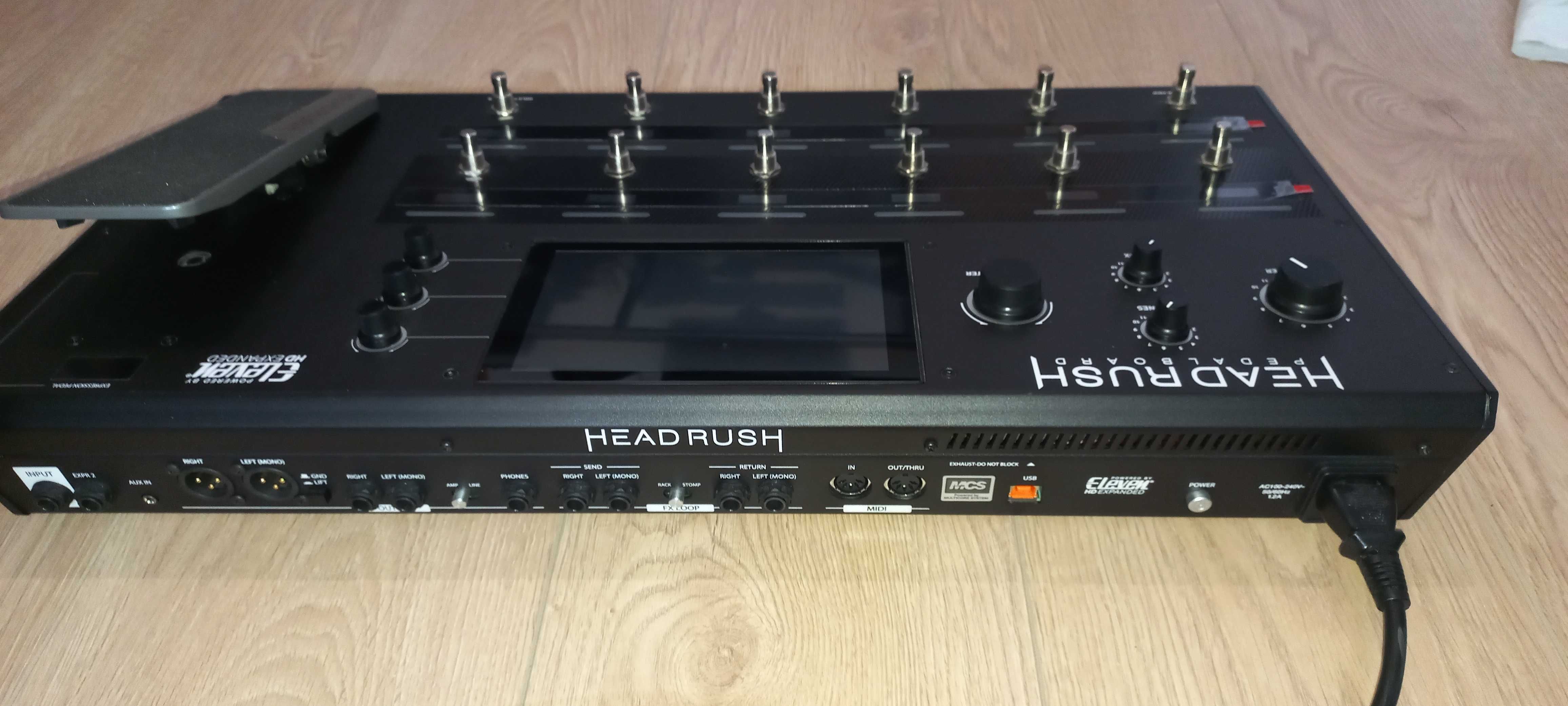 HeadRush Peddleboard