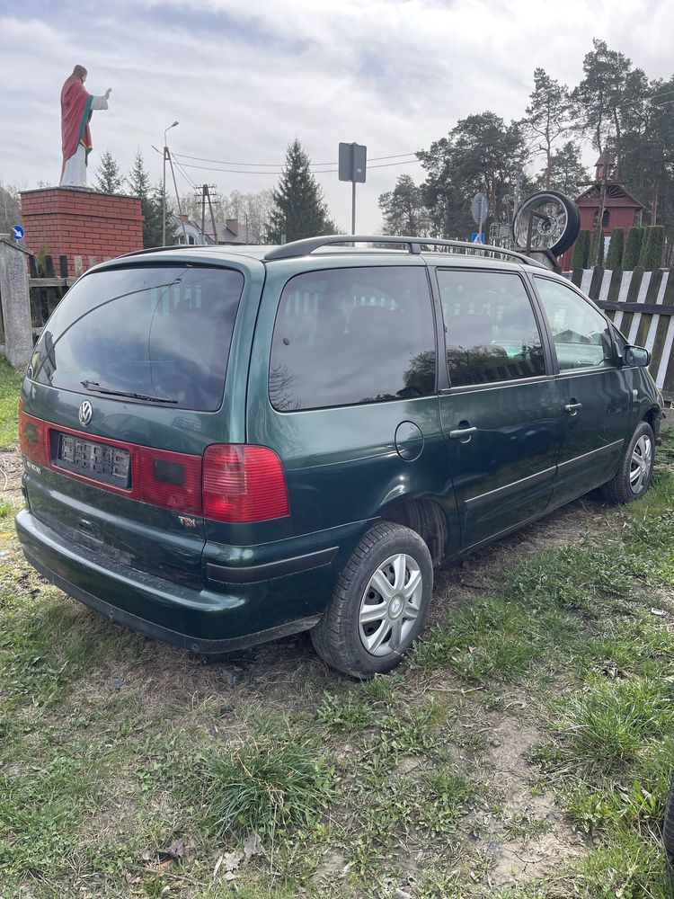 WV sharan 1.9 tdi 116 koni skrzynia biegow 6 manual siedmioosobowy