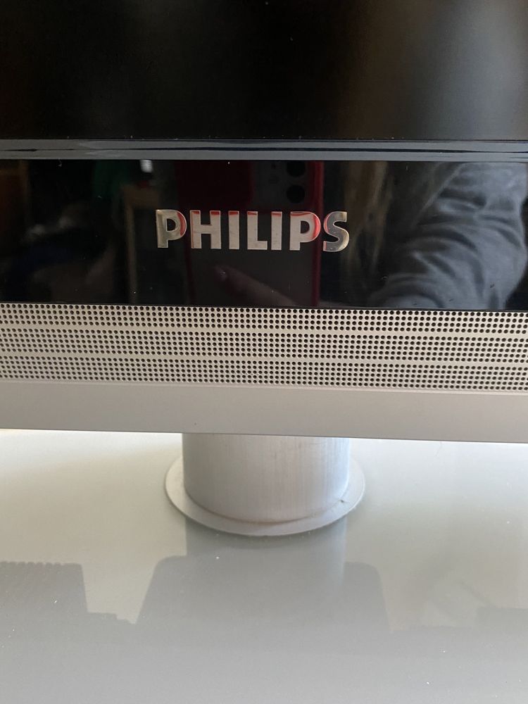 Телевизор Philips 32PFL5322/10. 32 дюйма (81см)