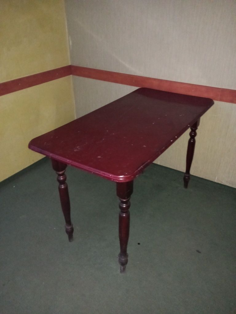 Продам столи і стільці