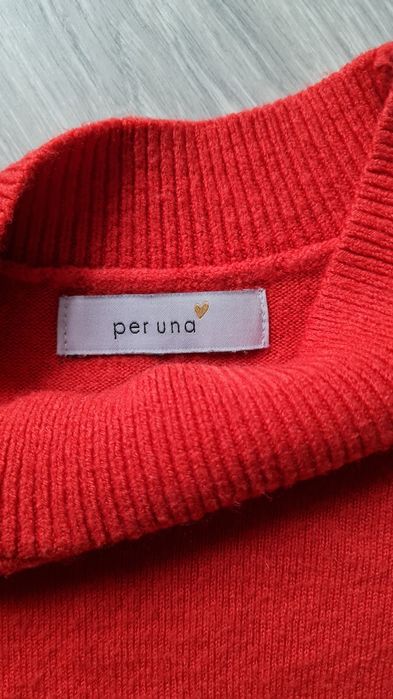 Czerwony sweter M&S