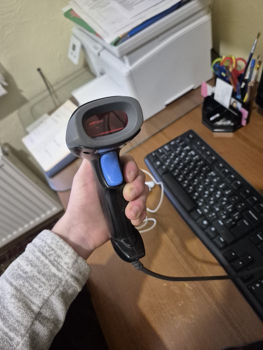 ручний сканер штрих-кодів Marcone.