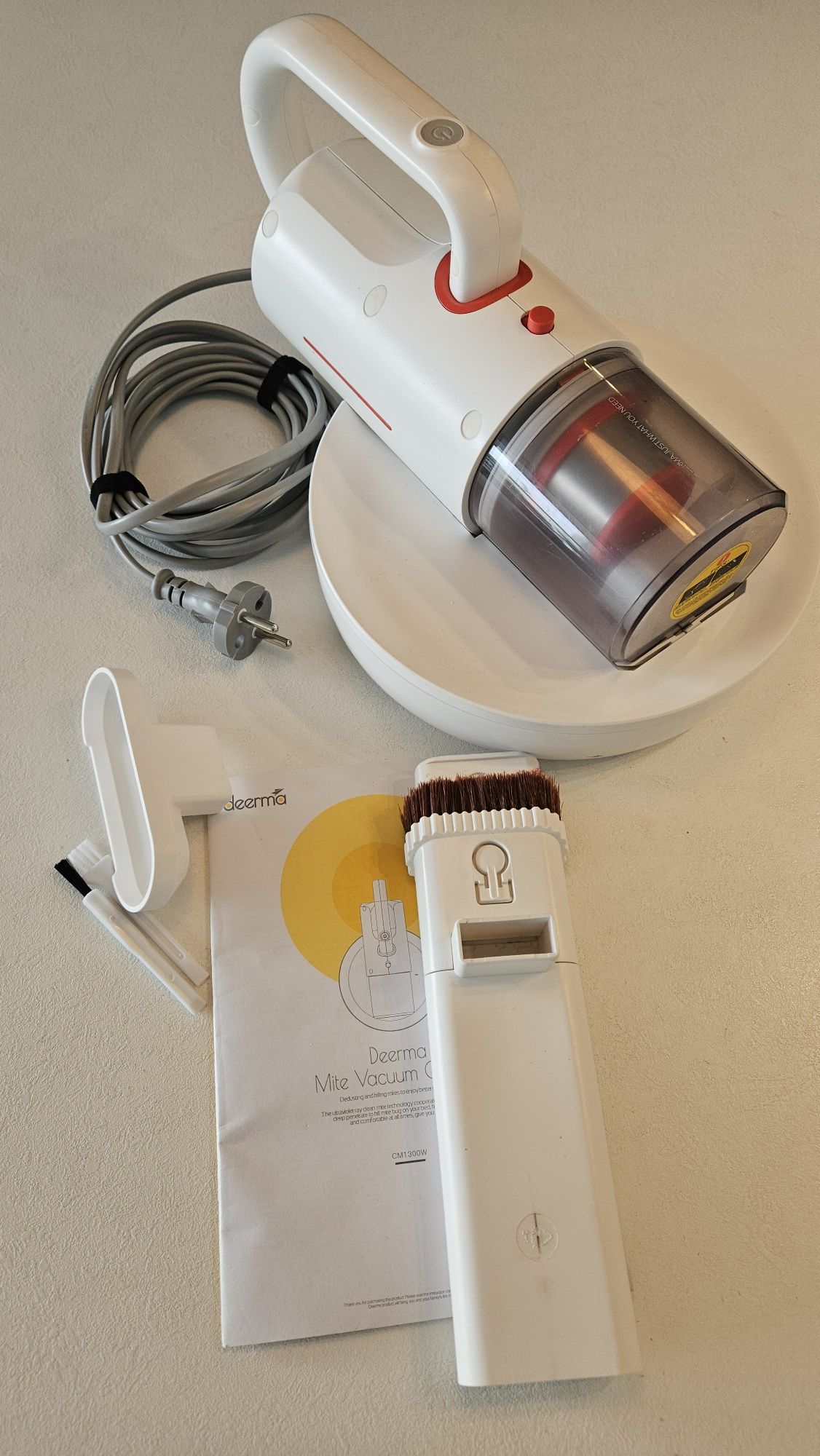 Deerma CM1300W odkurzacz roztoczy kurzu 2 w 1