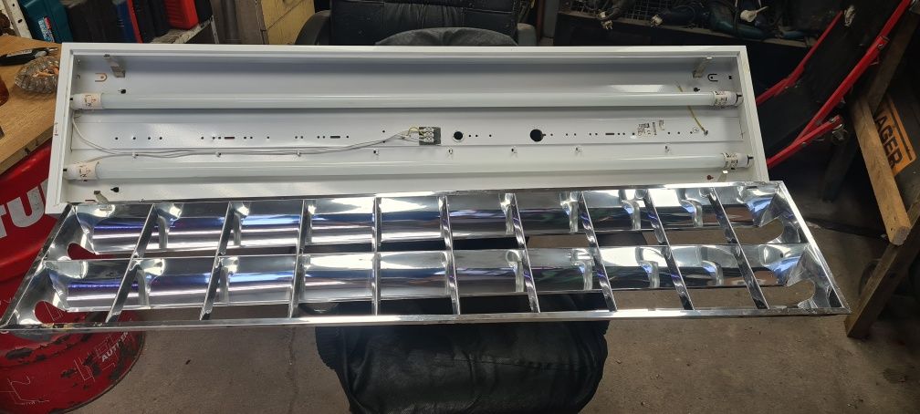 Lampy Led Oprawa Rastrowa Świetlówki T8 3500 Lm 4000 k
