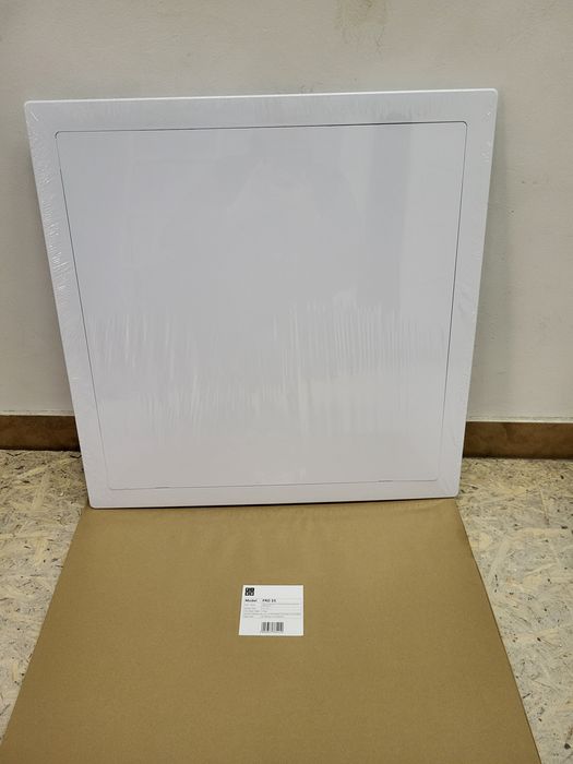 Drzwiczki rewizyjne 550×550 mm