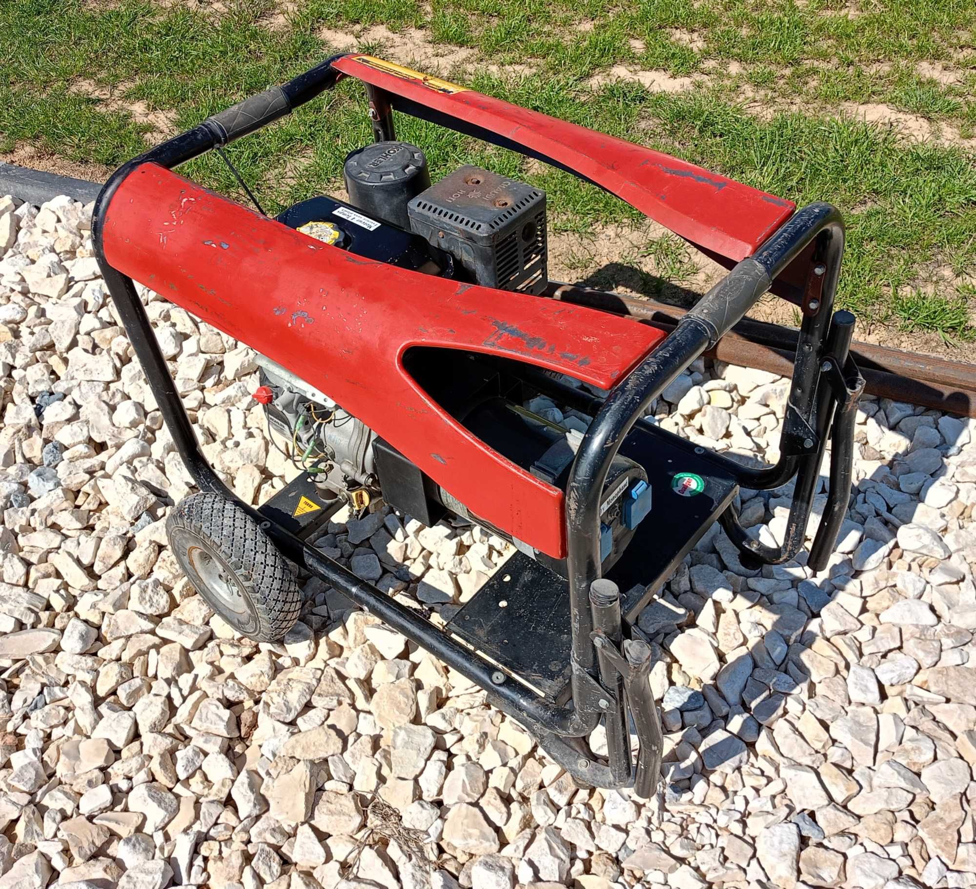 SDMO Generator agregat prądotwórczy